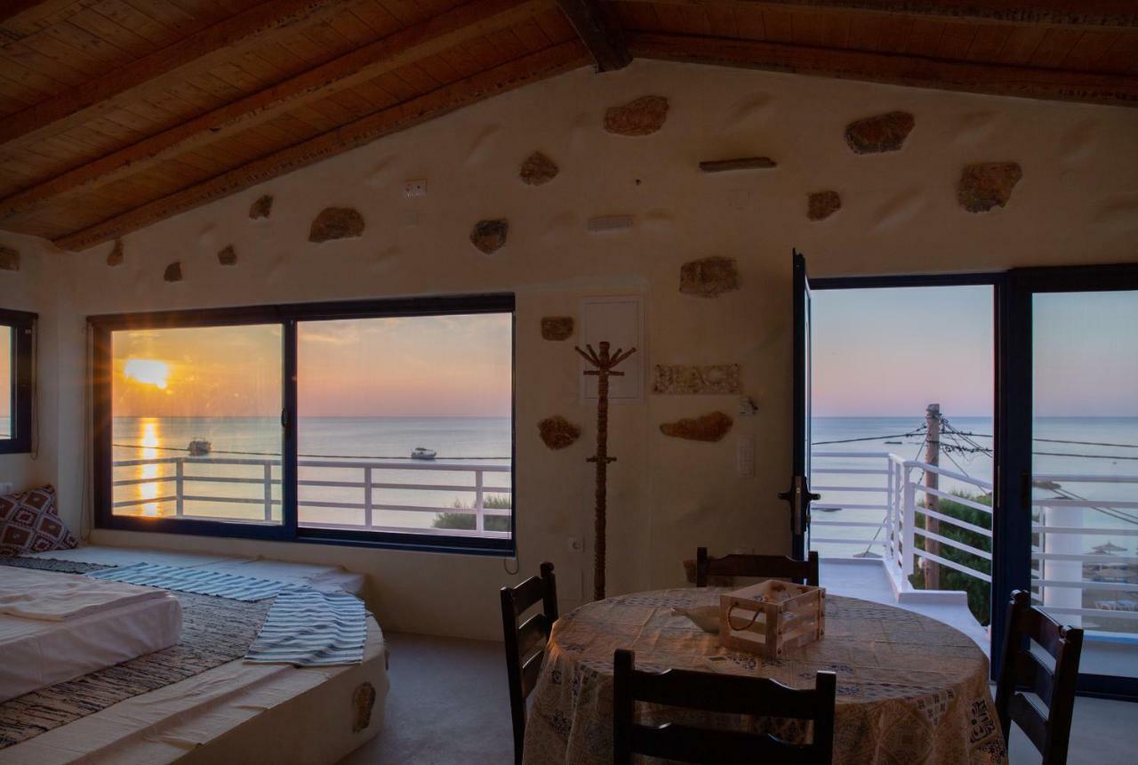 ארכאנגלוס George Suites Stegna מראה חיצוני תמונה